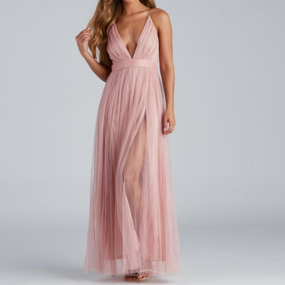 Windsor Eisabeth Pleated Tulle Formal Dress in Mauve/Pink